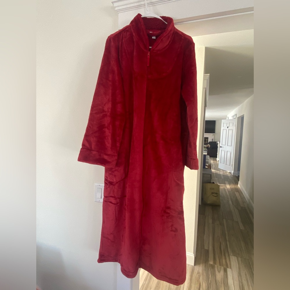 Charter Club robe